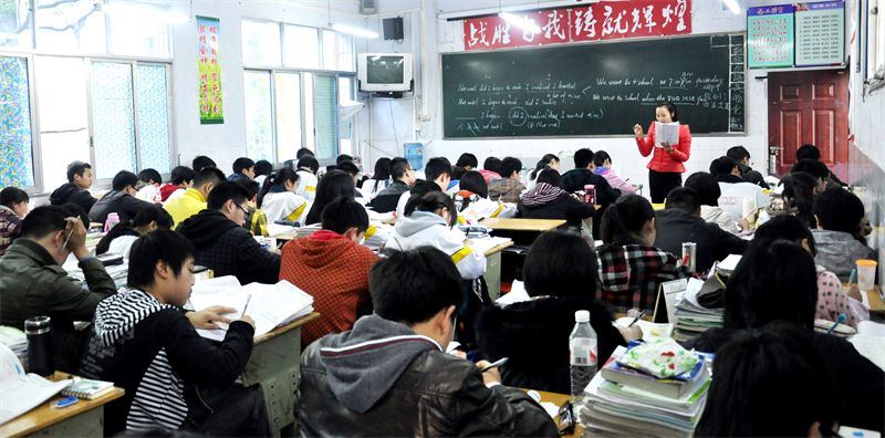 “学神”王端鹏：高考成绩749，仅差一分满分，怎么做到的？