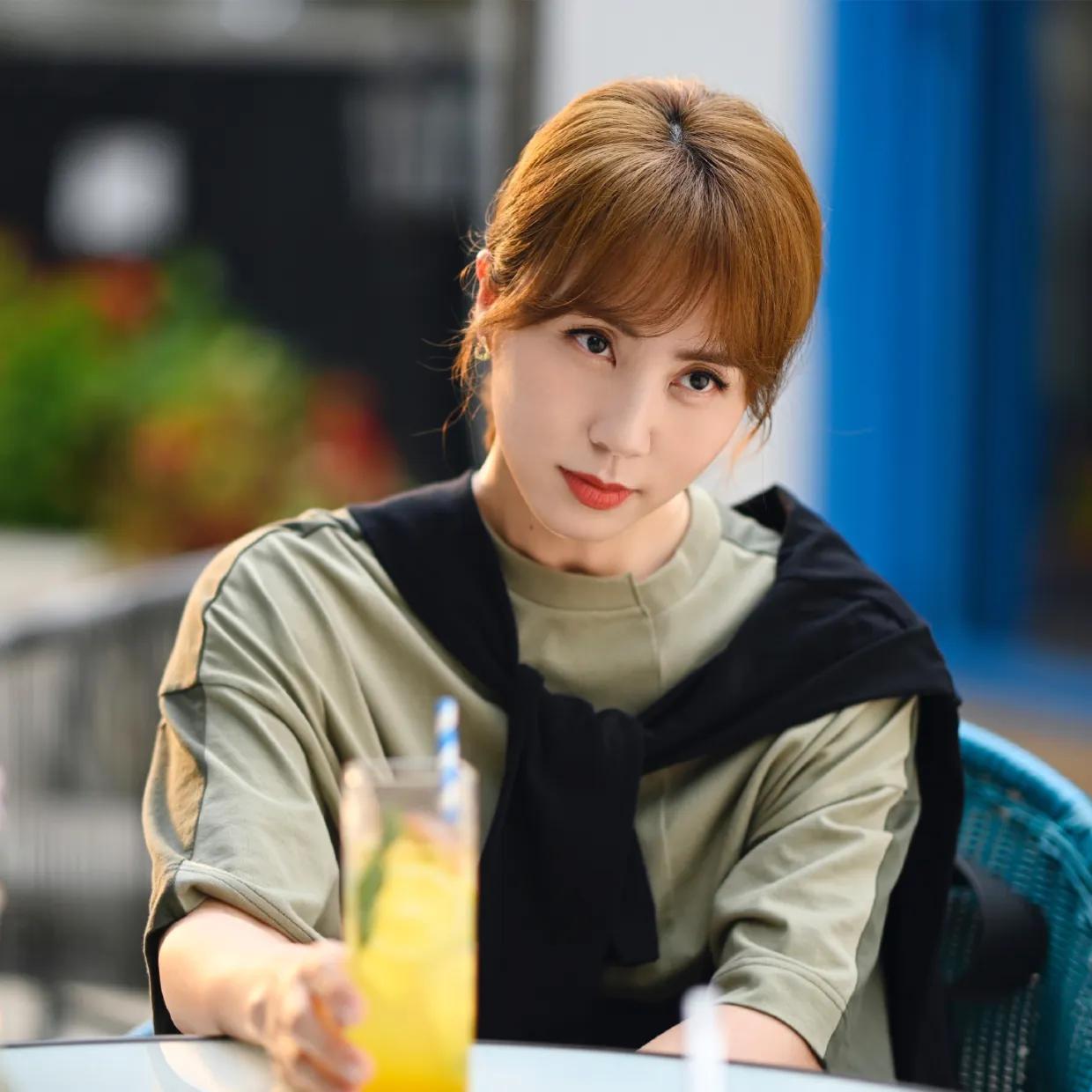 《妻子的选择》：亲妹跳楼，父母嫌弃，丈夫分居，她才最可怕