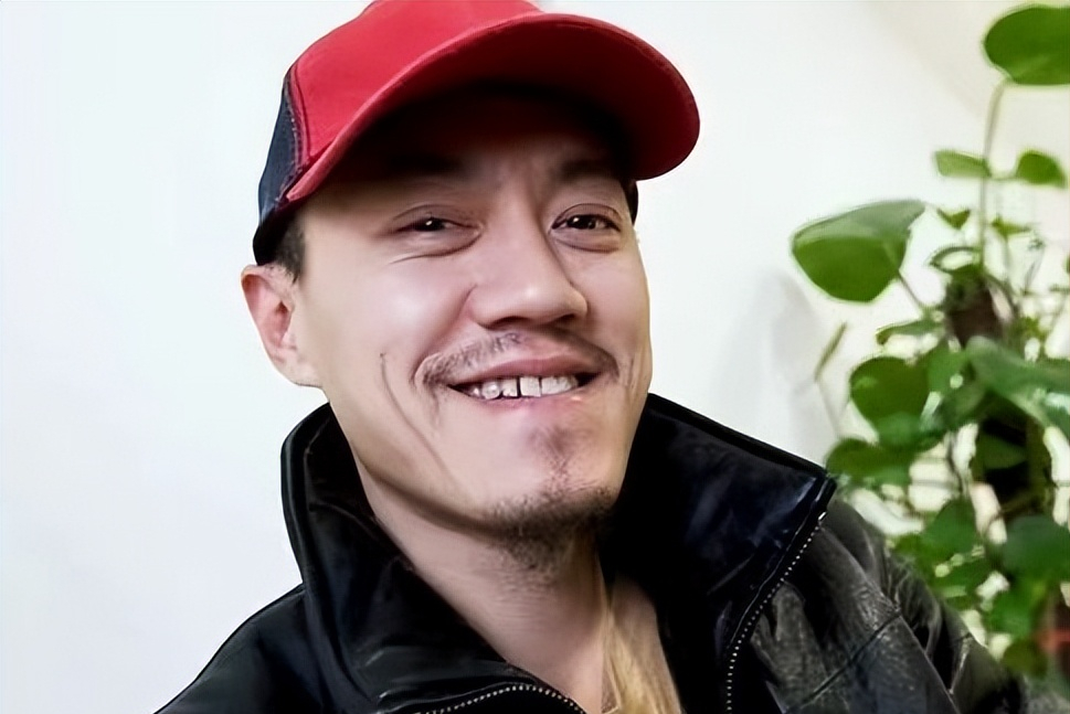 “偷偷过气”的7位歌手，有人靠浪姐翻红，有人从商身家上亿