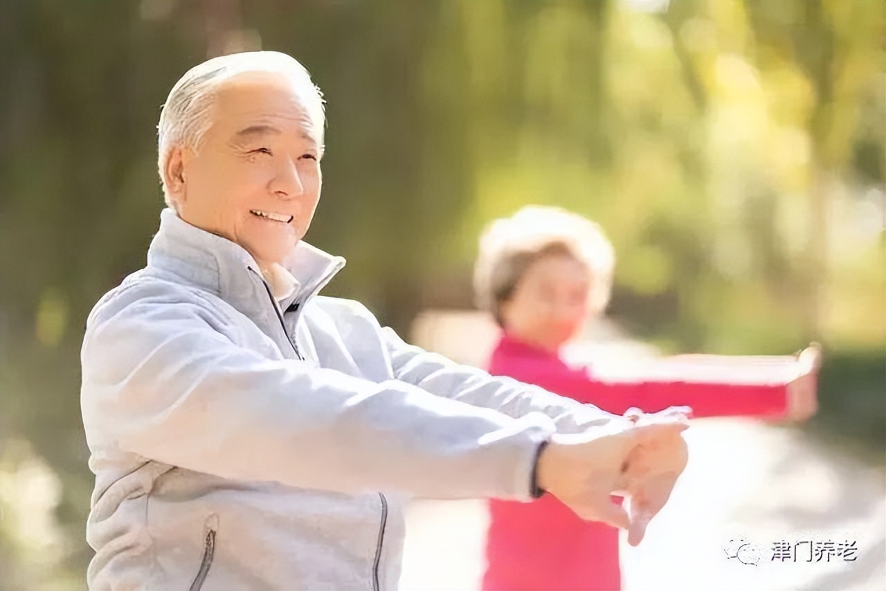 老人多走路或有助長壽？ 醫生：過了55歲，做這4件事或比運動重要