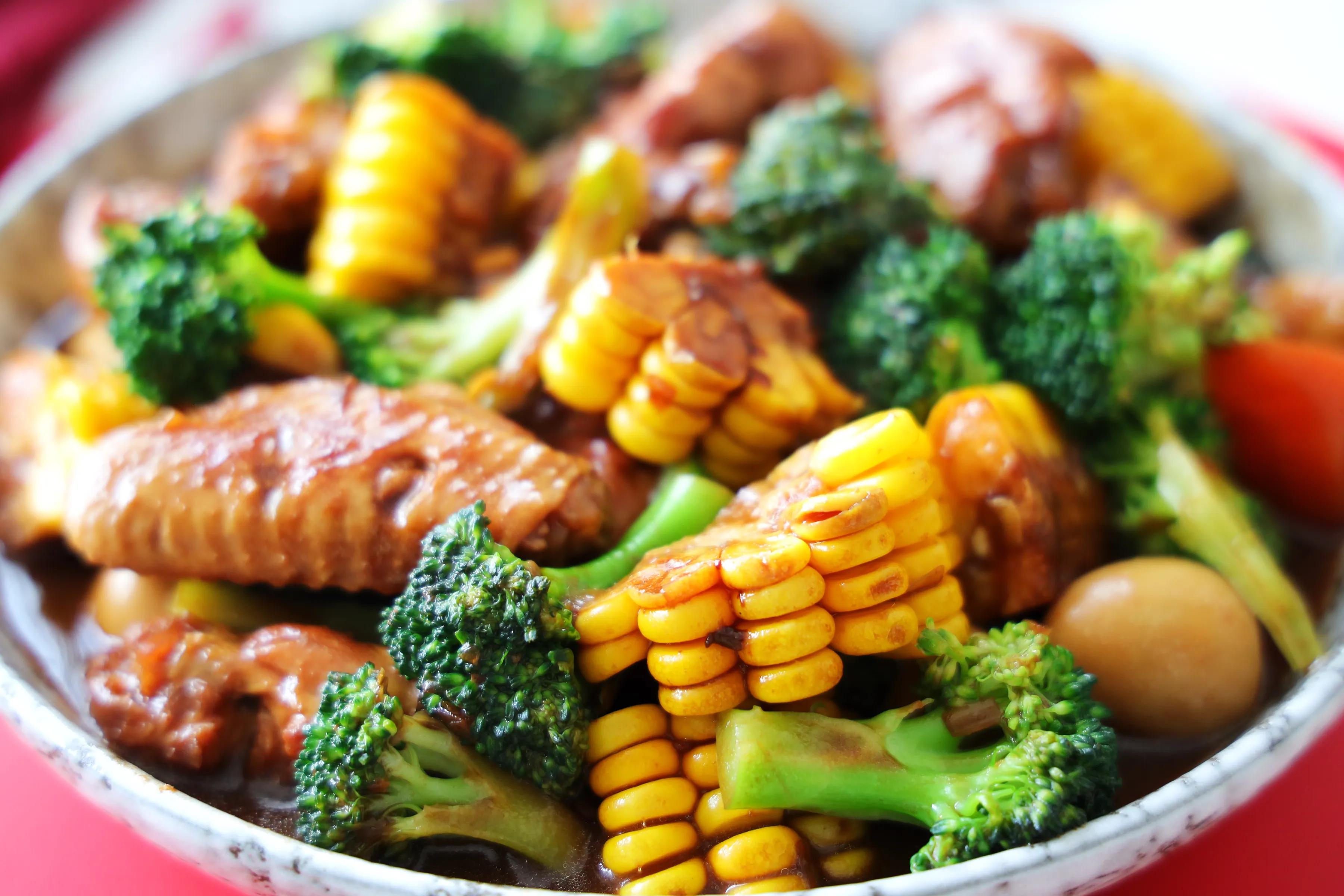 大寒节气，不知道吃什么，试试它，饭菜一锅焖，啥都有，太方便了