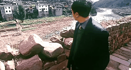 戏剧张力又野又生猛！对演员进行“非人道”封闭管理，还不准洗脸