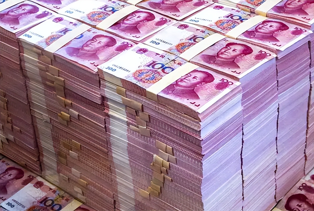 同等重量的黄金,美元,人民币,你会如何选择?