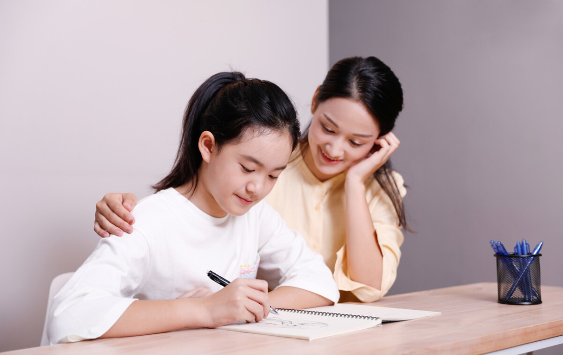 “努力就能成功”？知名教授说出大实话，三大因素或将战胜高考