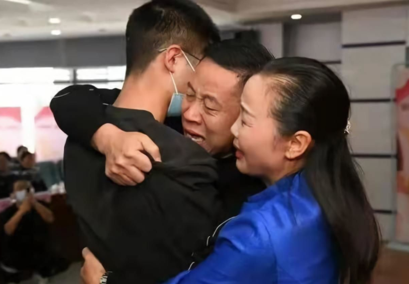 丢了14年，回到父母身边的孙卓到深圳读书，算高考移民吗？