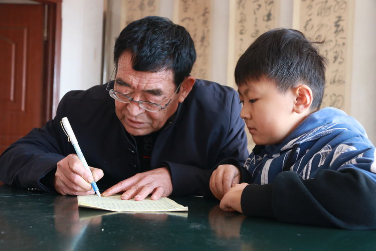 翰墨中的修行人