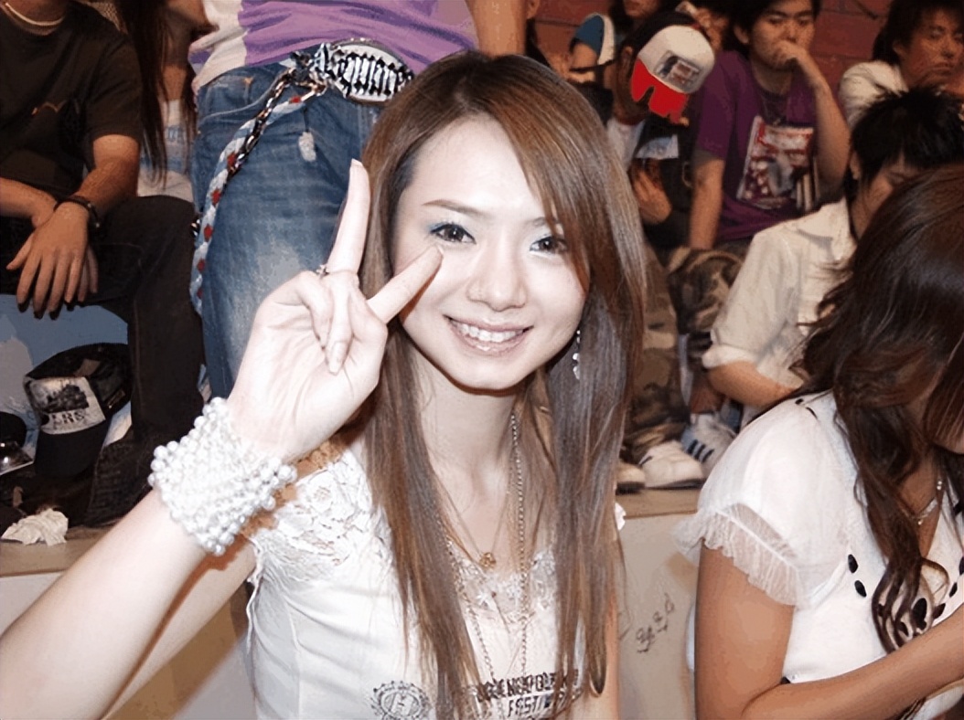 “巴蜀之地”出美人，这10位川妹子女明星，个个国色天香貌美如花