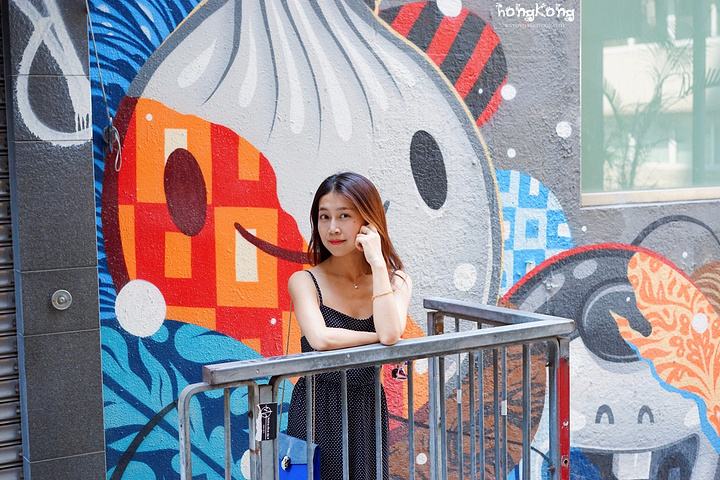 在香港，34岁的菲佣，抛下4个女儿，半夜躲在被窝痛哭，心酸人生