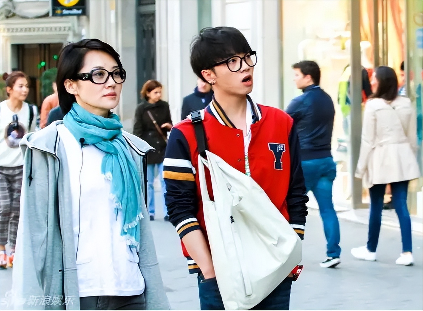 看似单纯无害，实则绯闻不断的7位明星，个个是“撩汉高手”