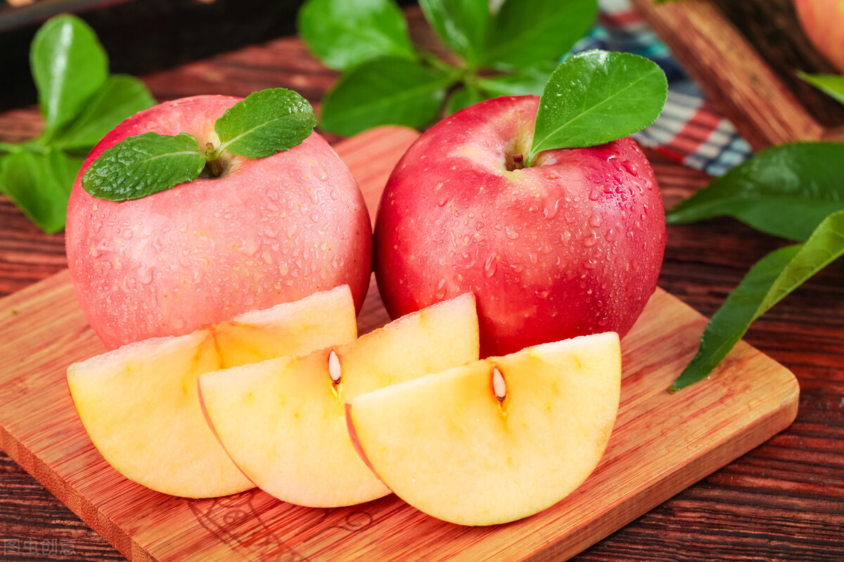 热量低的水果有哪些（热量最低的9种水果推荐给减肥人士）