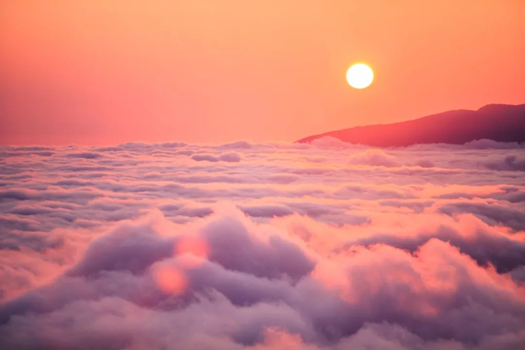 李清照最“雄奇浪漫”的一首词，结尾17字狂出天际，堪称神来之笔