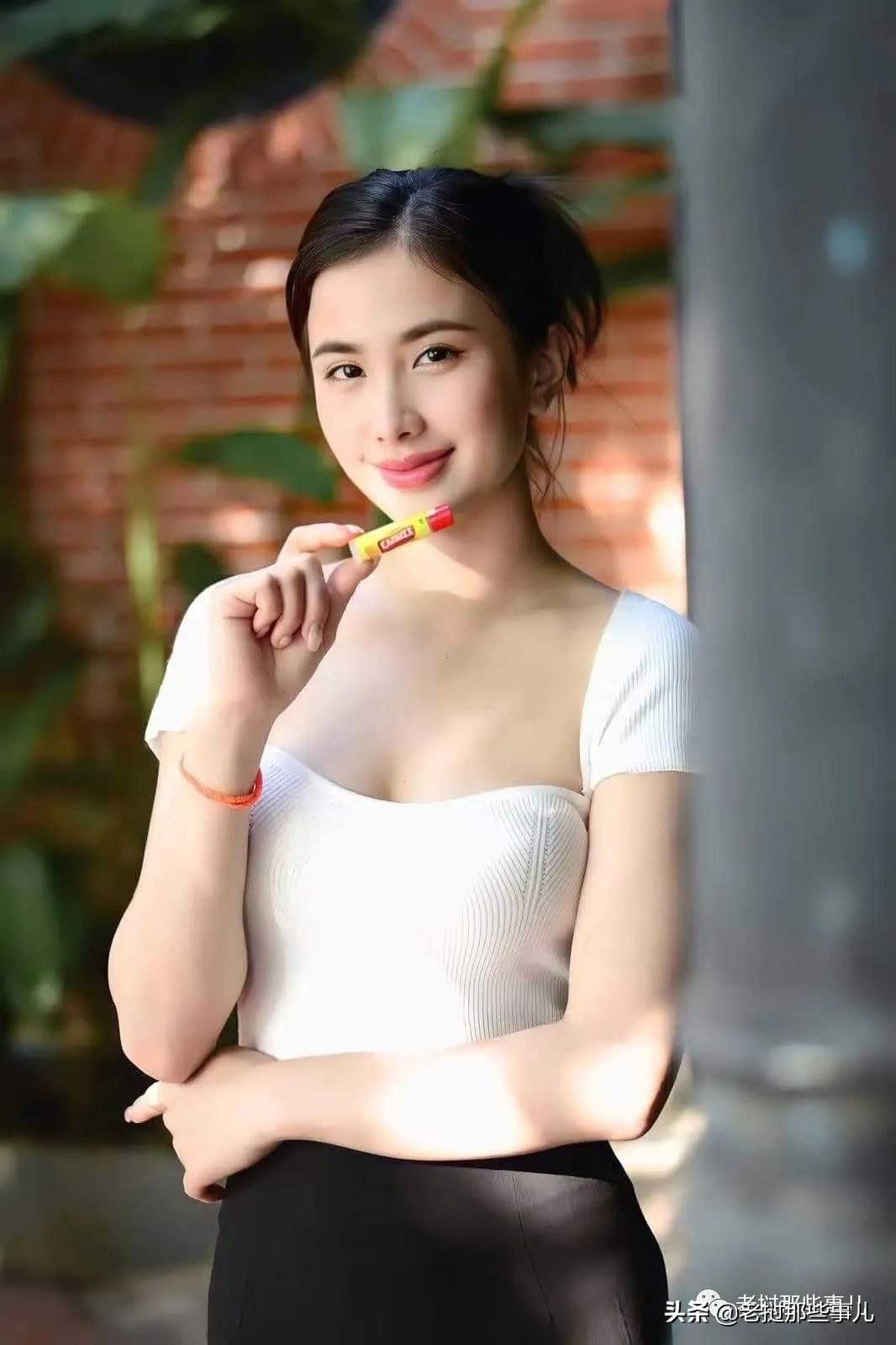 老挝水音小姐姐，三年前旧照翻出，超可爱