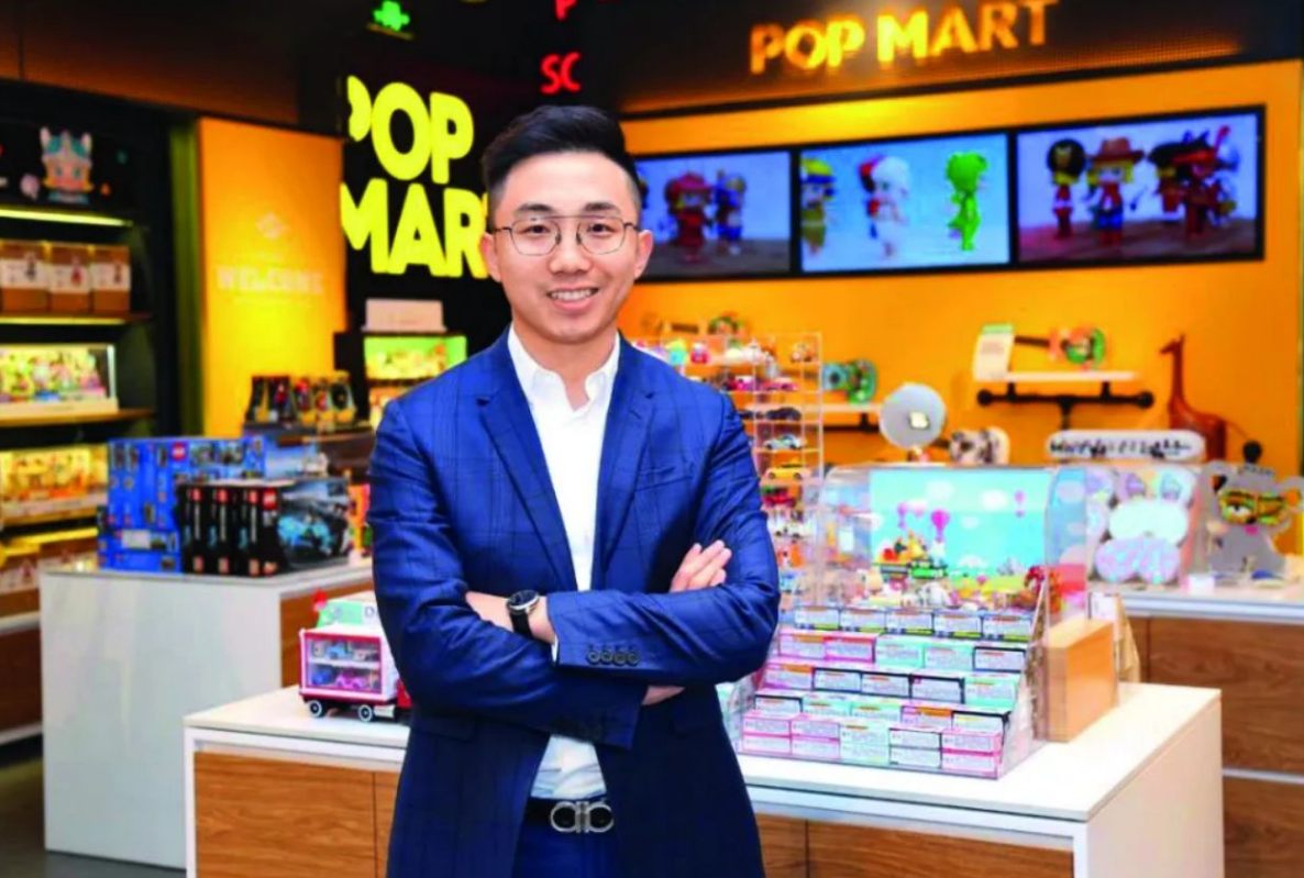 河南85后穷小子，巧用人性弱点3年赚520亿，只因一种新型营销方式