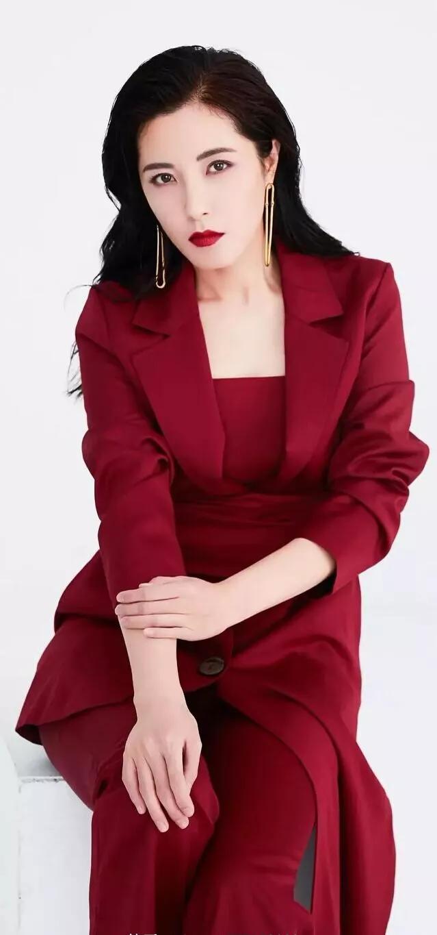 明星俏佳人：最美杨贵妃曾黎
