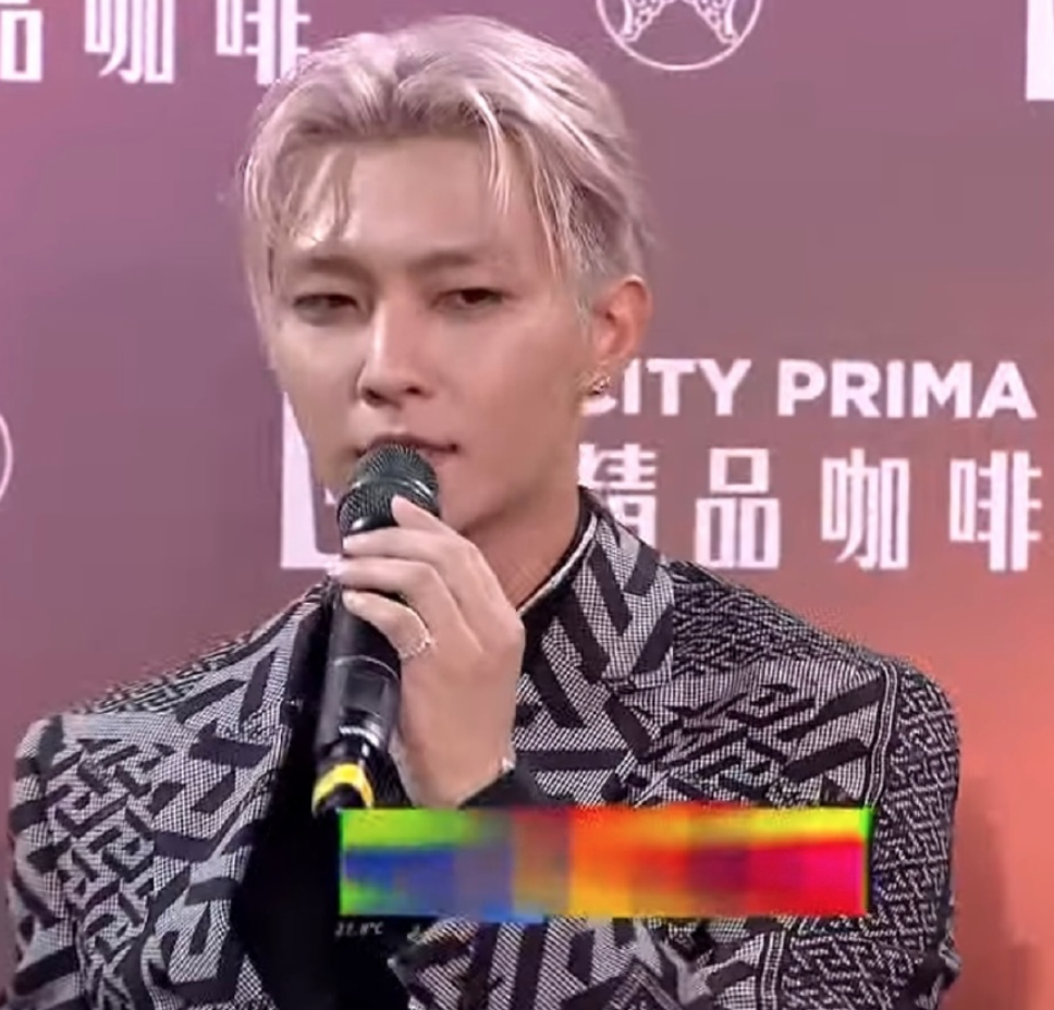 这是颁奖还是开业？金曲奖艺人造型齐翻车，现场变成乡村大舞台？