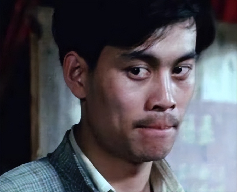 张光北：一套家具和一条毛毯迎娶校花陈炜，如今一家三口其乐融融