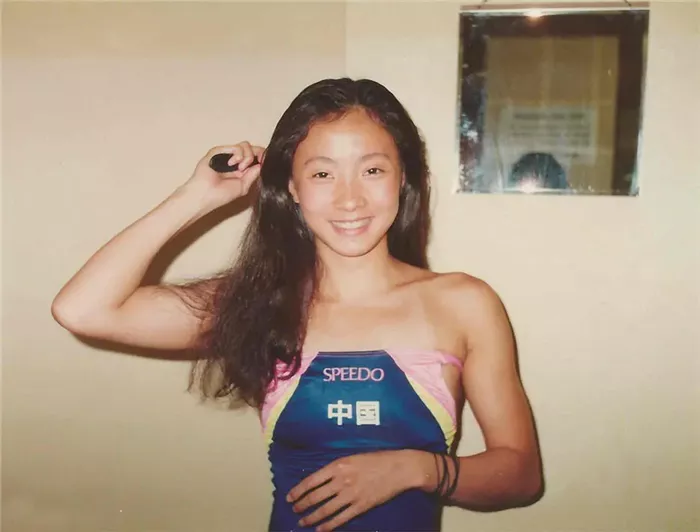 香港演艺圈“藏龙卧虎”：曾志伟踢过足球，柏安妮是花样滑冰冠军