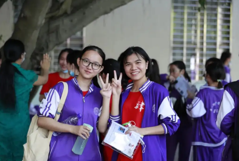 河南省再创新高，2022年各省参加高考人数被曝光，有人欢喜有人愁