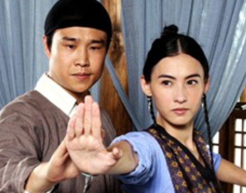 “自带悲剧脸”的8位男星，五官凑在一起，演什么都很丧，怎么救