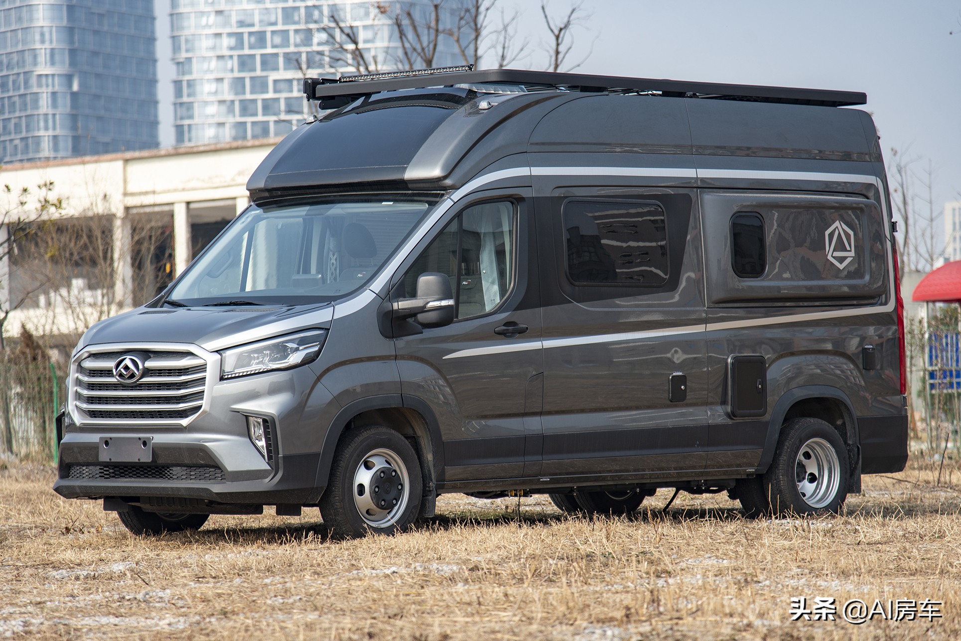 详解奇瑞r600!功能,驾驶感突出,内饰堪比精装公寓!适合老两口