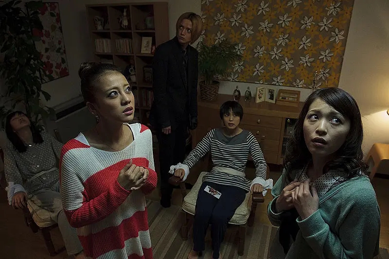 别再吹《咒怨》吓人了，这部17年前的电影才是日式恐怖片的天花板