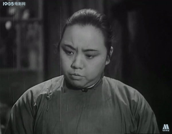 吴茵33岁确立“东方第一老太婆”的地位，终身未育，晚年写回忆录