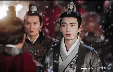 脸型好，只服这10位男星，什么奇葩发型都好看