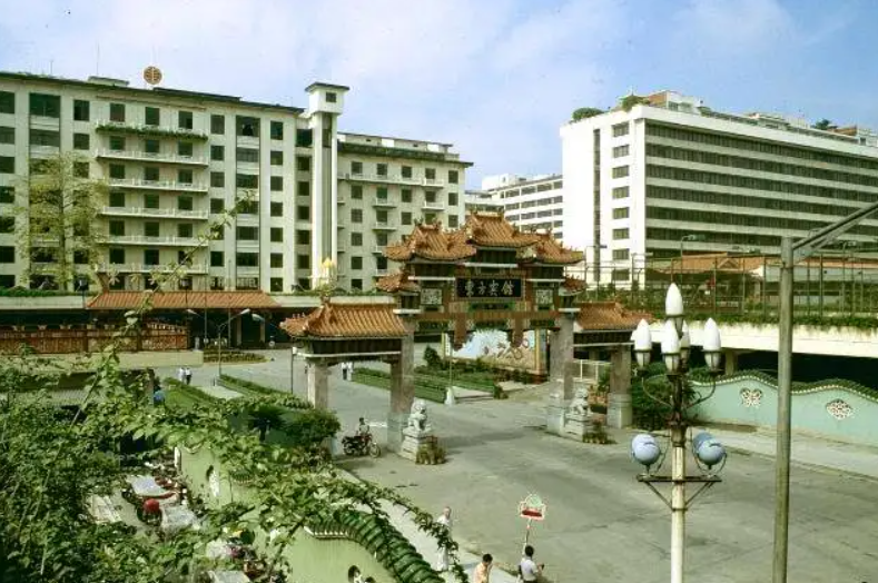 美女死刑犯刘冬梅：看守所学佛，枪毙前面露微笑、唱歌曲《解脱》