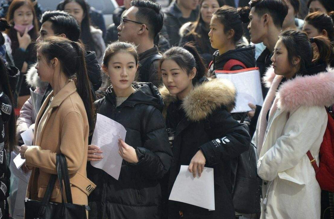 “艺考”成为高考捷径？只要成绩差就选择艺术？教育部要出手了