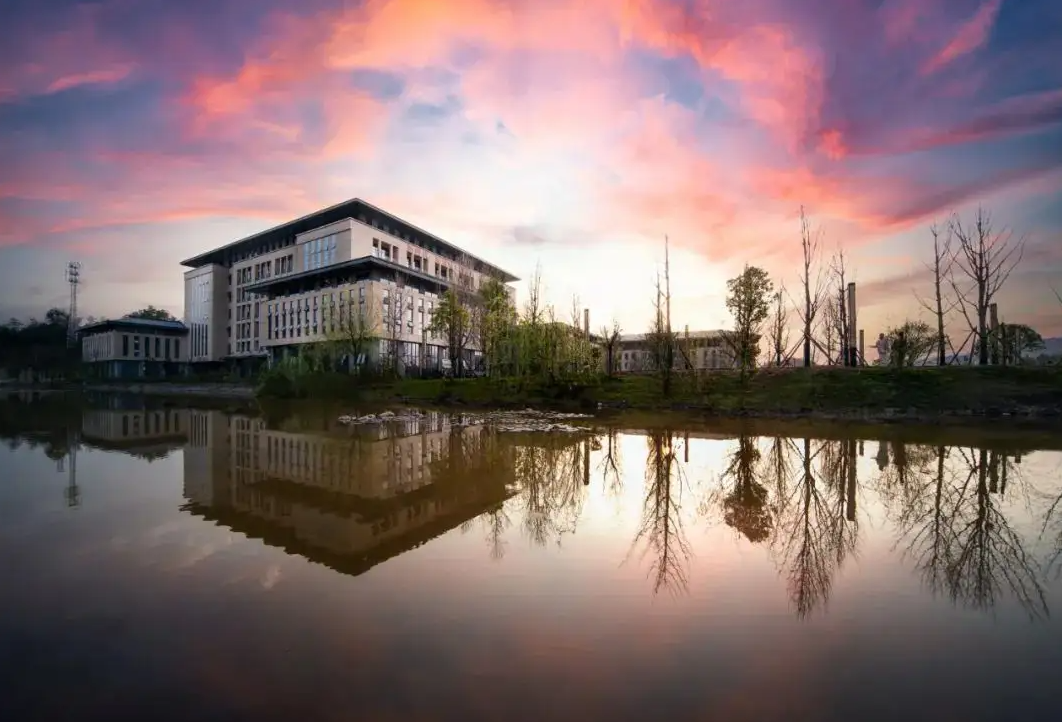 考研只要过国家线，大概率都能录取的学校，有的甚至不需要复试