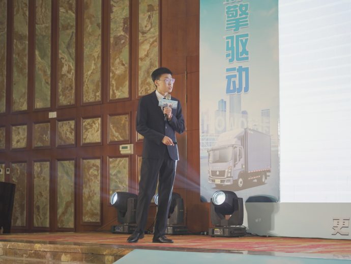 輕卡行業(yè)烽煙再起？且看HOWO輕卡如何試鋒芒