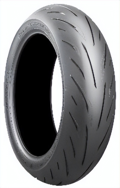 普利司通BATTLAX® HYPERSPORT S22轮胎助力探索摩托车新纪元