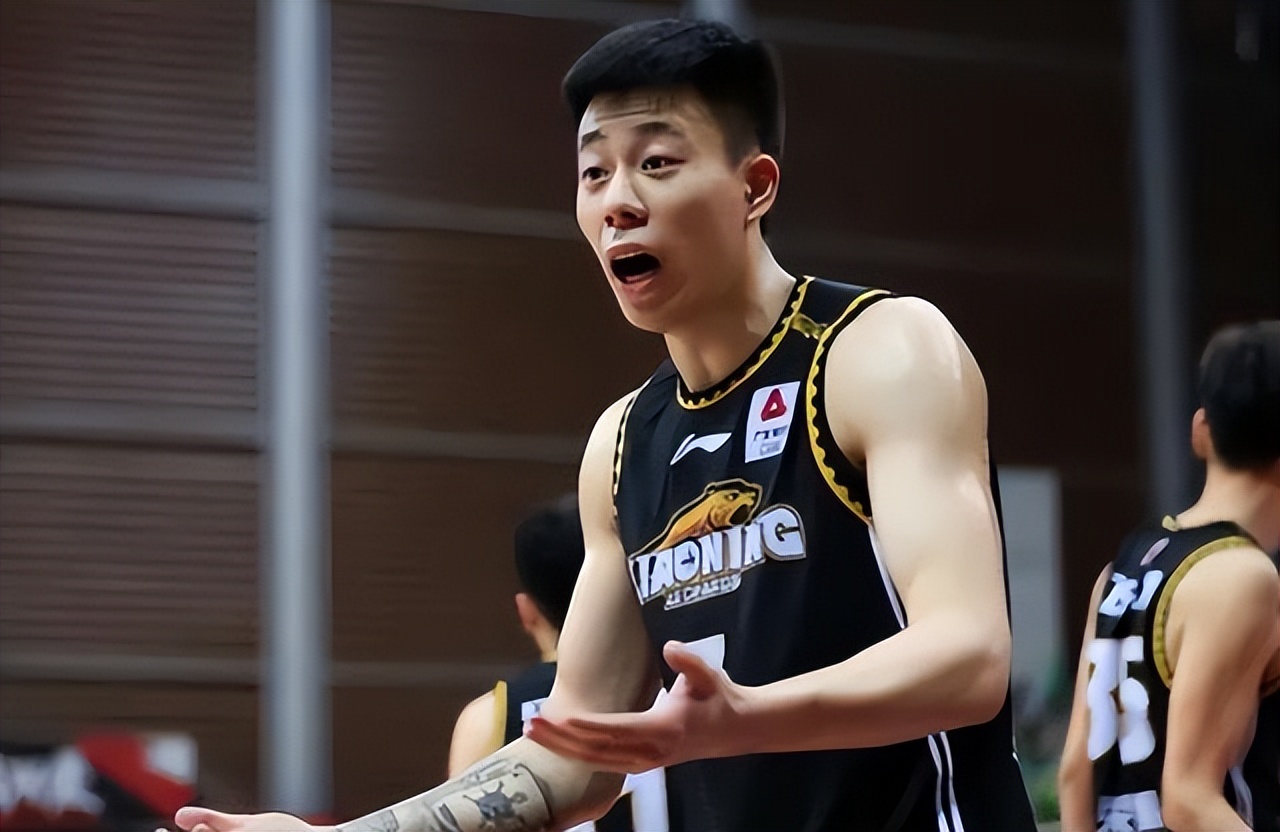 张镇麟为什么没得进nba(张镇麟天赋这么强,为何nba试训没有球队要?