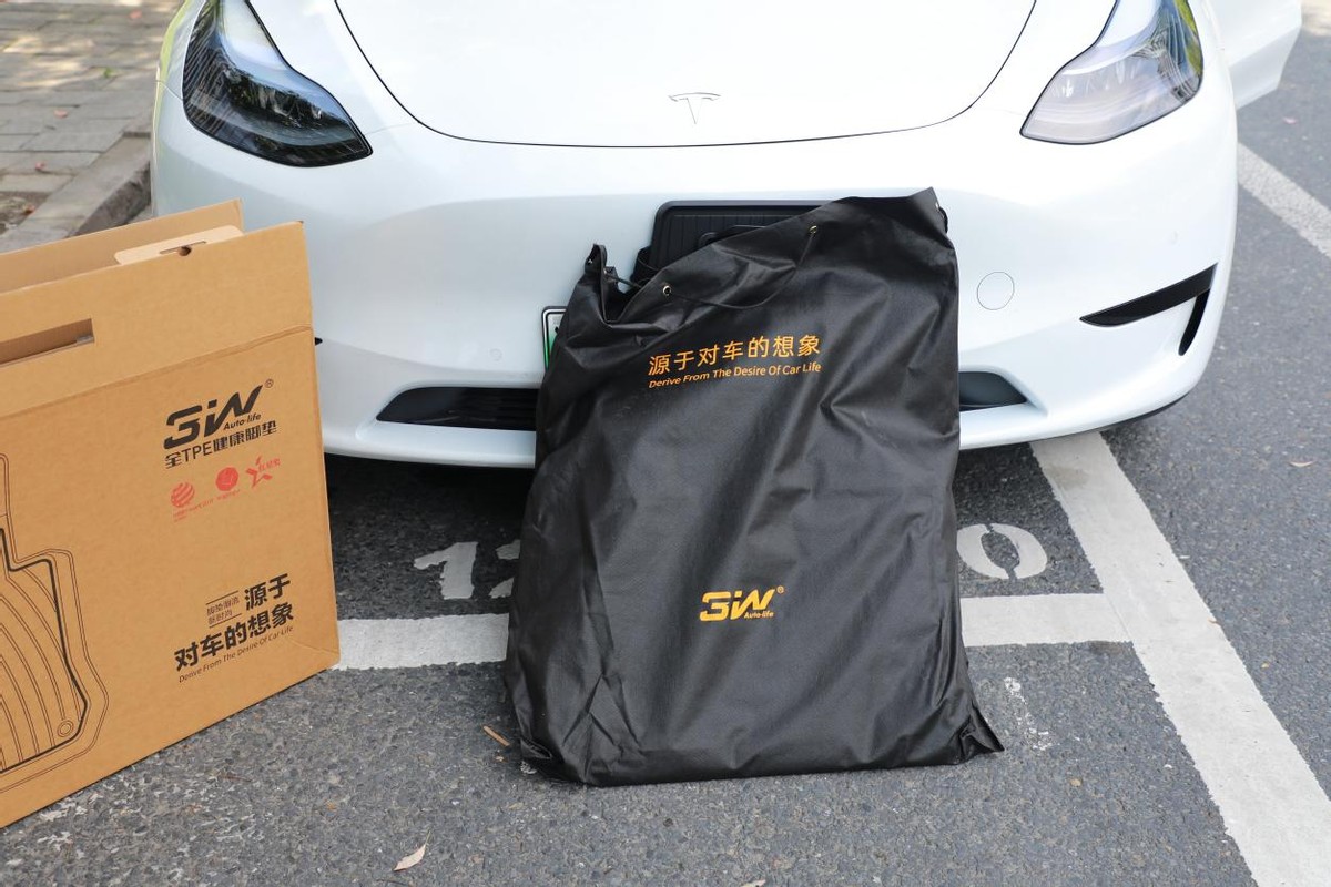 特斯拉车主和3W脚垫的三订三退，到手之后才发现真香警告