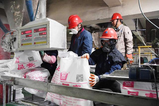 出国打工，也要面对不小的压力