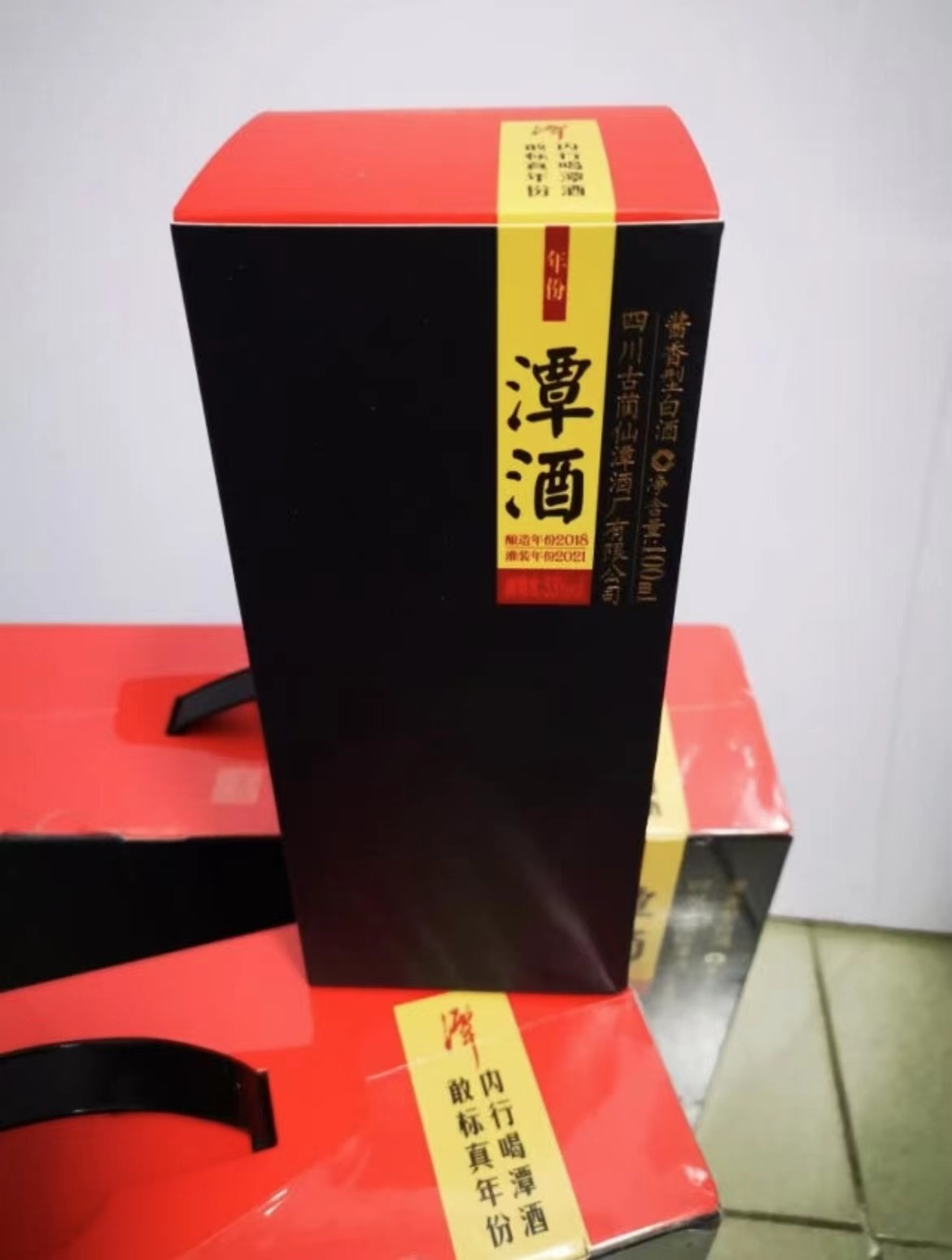 送礼什么酒最有面子（送礼送什么酒价格不贵还有面）