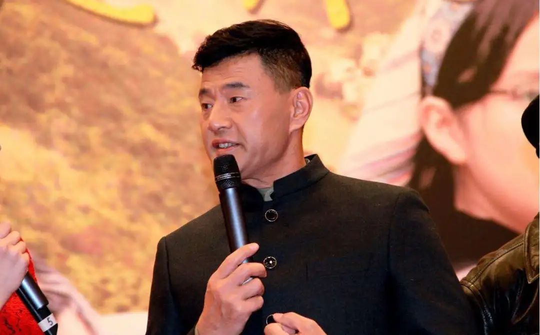 同样是演关羽于荣光和陆树铭放在一起看差别就出来了