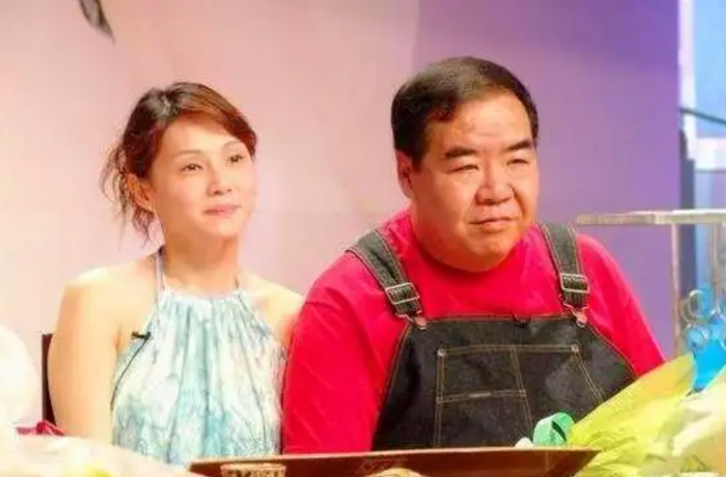 儿女败光家产、死后无人发现，这8位老港星的晚年实在太凄凉