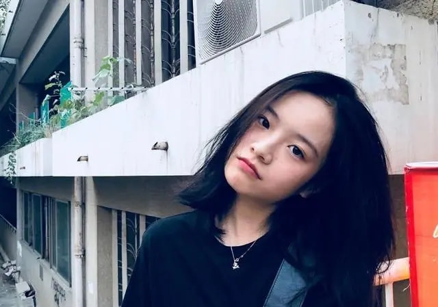 李庚希为啥没读大学李庚希为什么不上大学