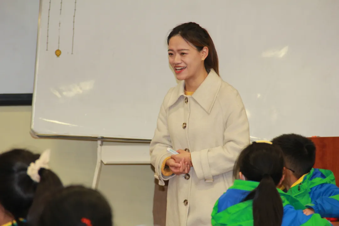 成都市双流区九江小学:名师送教搭平台 微班会课促成长