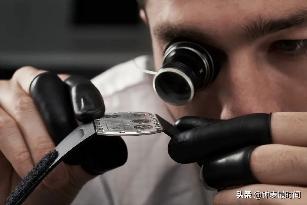 理查德·米尔X法拉利放大招：全球最薄手表，售价1267万人民币