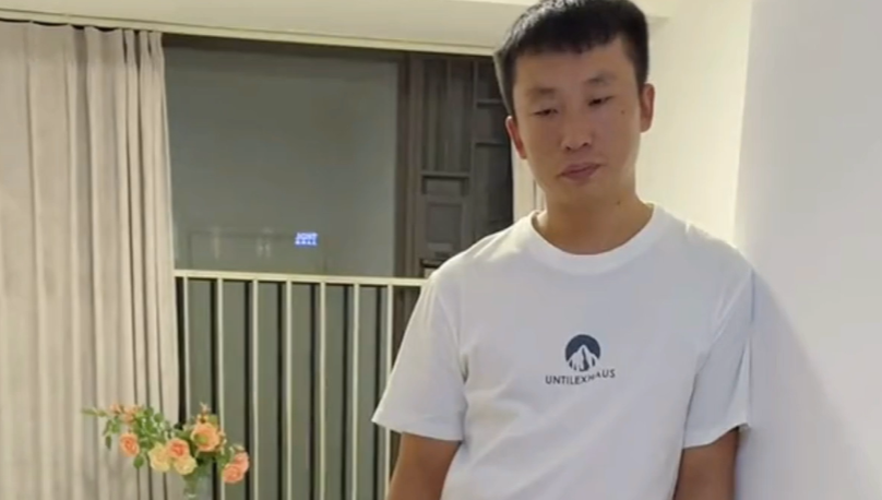“逼瘋”父親漲粉百萬，央視點(diǎn)名表揚(yáng)的三石父女，究竟有何魔力？