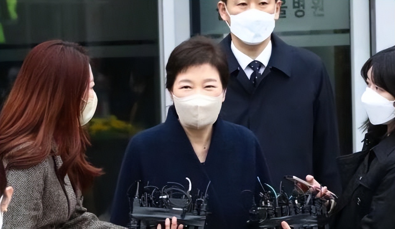 70歲樸槿惠近況不錯，如今安享晚年吃飯香，已住進25億養老房子