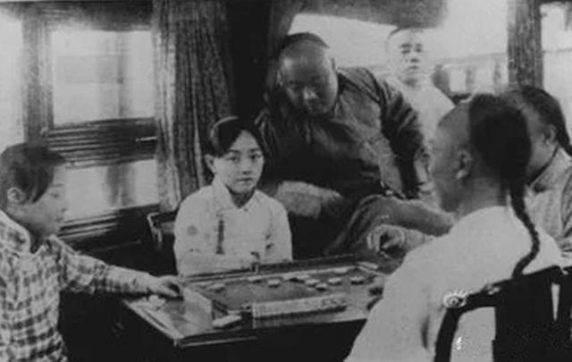 外国记者：中国还有妓女吗？面对不怀好意的人，总理巧妙应答