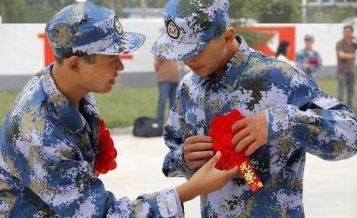 参军有了“新要求”，“政审”方面更严格，大学生通过率变小了