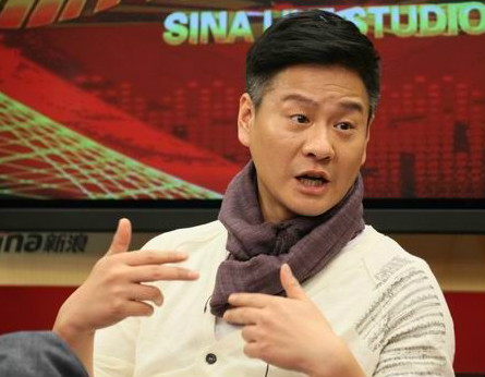 离婚13年后，连奕名和陈佳妍的生活状况有何不同？