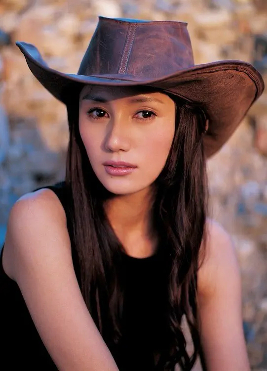 5年后再看袁泉，不再当“东方赫本”，她反而活成了一部传奇