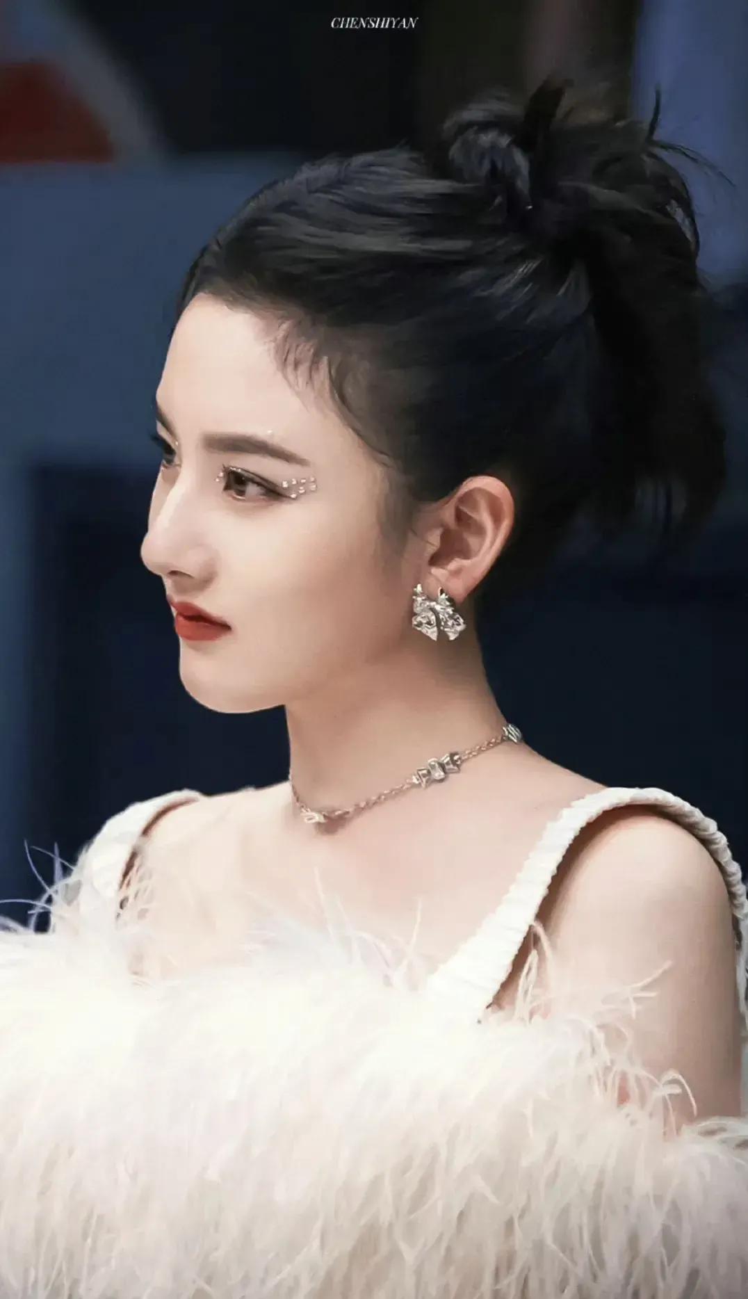 精美图集｜甜美艺人宋祖儿