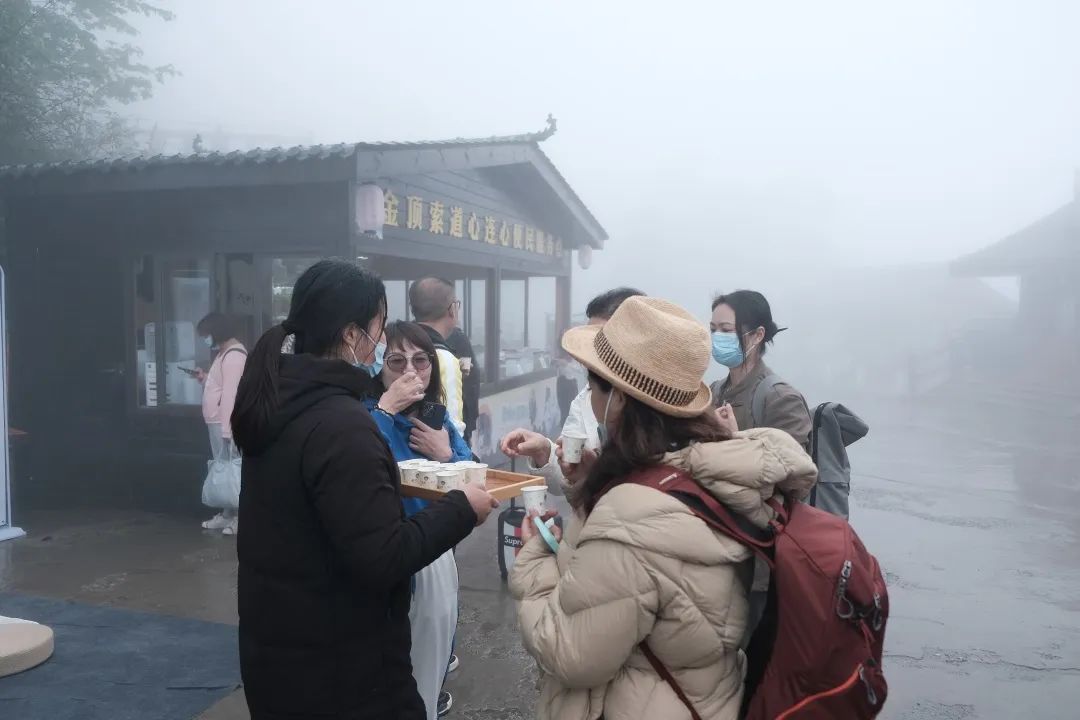 感受峨眉魅力 川渝媒体峨眉山采风行圆满结束