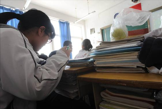 辽宁大学报录比（安徽大学和辽宁大学哪个更好）